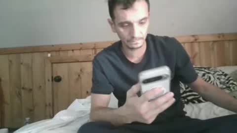 Snapshot of bennymn chatting on 01.14.25 benny and innocentvixon online show from 01.14.25