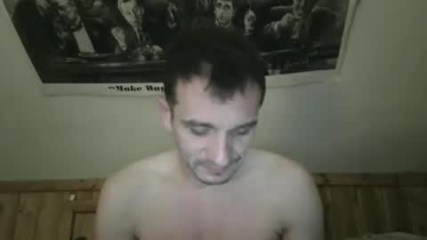 Snapshot of bennymn chatting on 01.15.25 benny and innocentvixon online show from 01.15.25