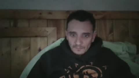 Snapshot of bennymn chatting on 02.10.25 benny and innocentvixon online show from 02.10.25