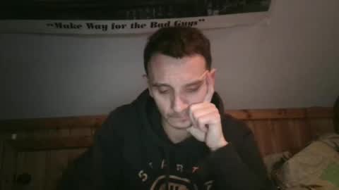 Snapshot of bennymn chatting on 02.11.25 benny and innocentvixon online show from 02.11.25