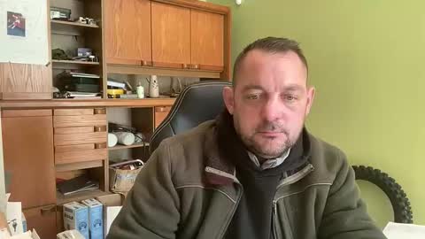 Snapshot of benochau chatting on 03.26.26 benochau online show from 03.26.26