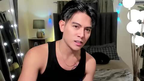 Snapshot of bentlyfuck chatting on 11.30.25 bentlyfuck online show from 11.30.25