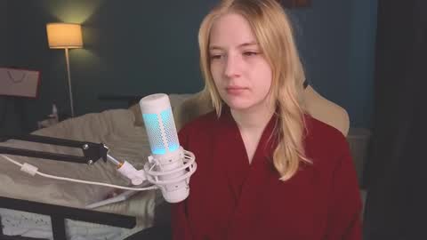 Snapshot of benty_bunny chatting on 03.06.25 Alice online show from 03.06.25