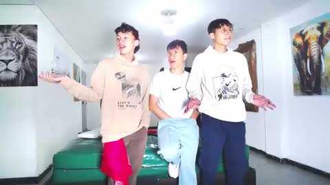 benz boys online show from 10.10.25