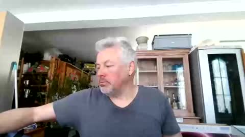 Snapshot of berg_boy chatting on 03.11.25 Martin online show from 03.11.25