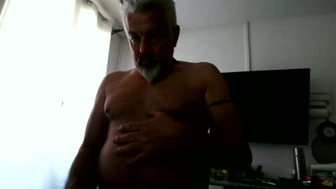 Snapshot of berg_boy chatting on 06.22.26 Martin online show from 06.22.26
