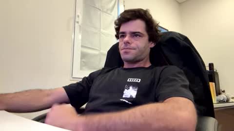 Snapshot of berltex chatting on 02.13.26 Berltex online show from 02.13.26