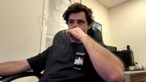 Snapshot of berltex chatting on 02.14.26 Berltex online show from 02.14.26