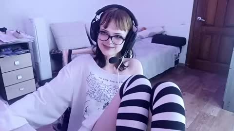 Lina online show from 04.15.26