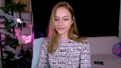 Snapshot of bernardaboons chatting on 01.22.25 bernardaboons online show from 01.22.25