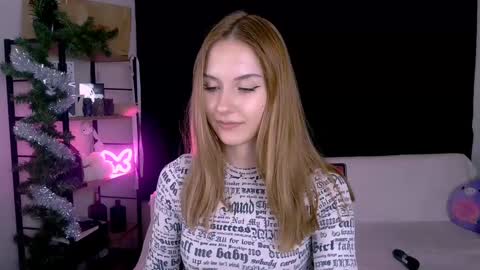 Snapshot of bernardaboons chatting on 01.22.25 bernardaboons online show from 01.22.25