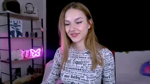 Snapshot of bernardaboons chatting on 02.05.25 bernardaboons online show from 02.05.25