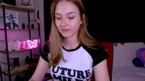 Snapshot of bernardaboons chatting on 02.06.25 bernardaboons online show from 02.06.25