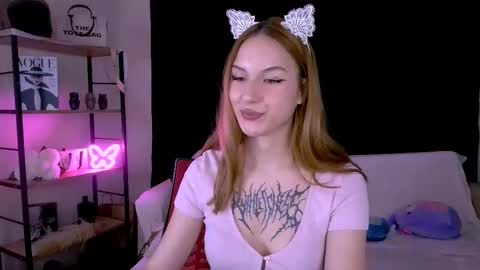 Snapshot of bernardaboons chatting on 02.13.25 bernardaboons online show from 02.13.25