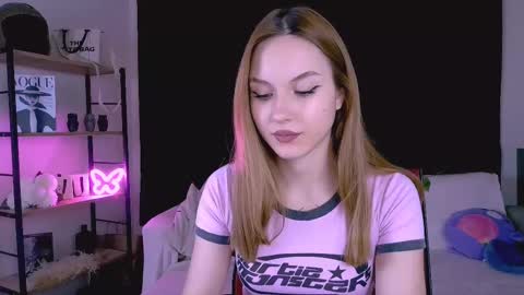 Snapshot of bernardaboons chatting on 02.26.25 bernardaboons online show from 02.26.25