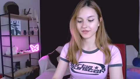 Snapshot of bernardaboons chatting on 03.07.25 bernardaboons online show from 03.07.25