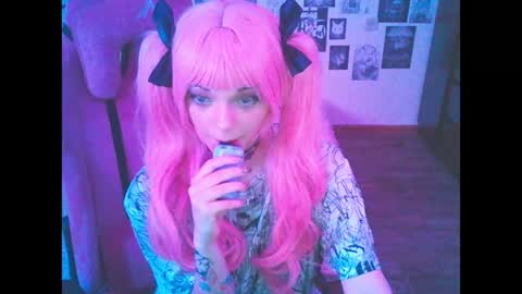 BerrieKitten online show from 04.16.26