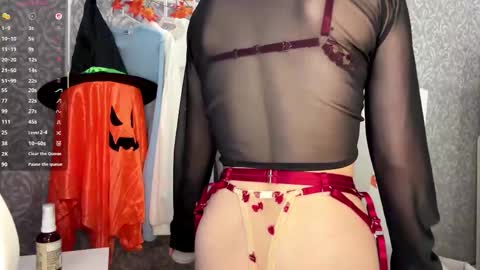 Sofia online show from 10.28.25