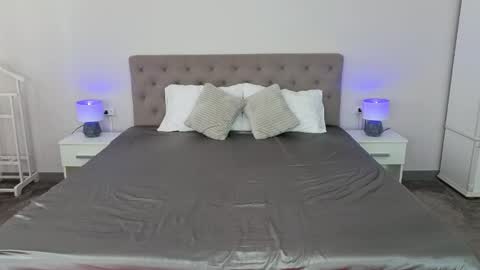 Violette online show from 04.29.26