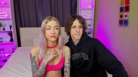 Snapshot of best_trip chatting on 03.08.25 Danny and Kira online show from 03.08.25