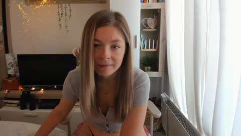 Vicky   online show from 03.10.26