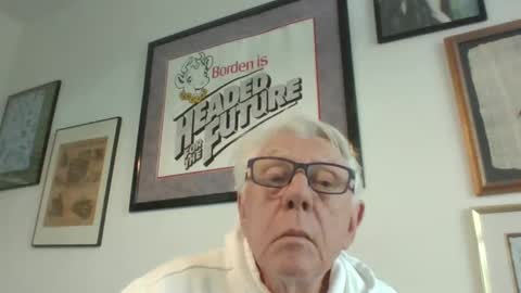 Snapshot of bestshot1951 chatting on 11.10.25 bestshot1951 online show from 11.10.25