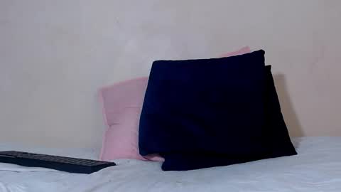 Snapshot of bestwayto_jerk chatting on 05.29.26 ZYLITH online show from 05.29.26