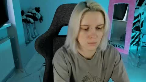 Snapshot of bethanycloud chatting on 02.12.26 Bethany online show from 02.12.26