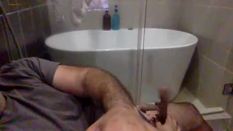 Virtual Gentleman online show from 10.17.25