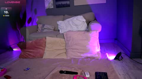 Betty online show from 02.05.25