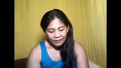 betty_83 online show from 12.21.25