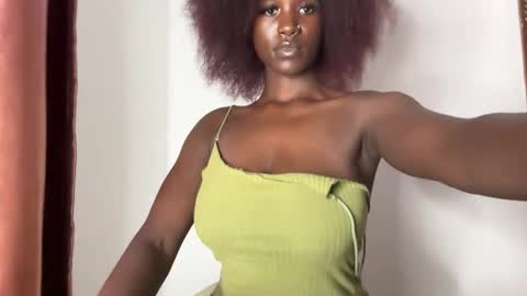 Snapshot of betty_fire_ chatting on 10.28.25 Adah online show from 10.28.25