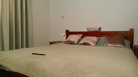 Snapshot of betty_sw chatting on 02.13.25 betty_sw online show from 02.13.25