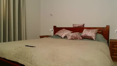 Snapshot of betty_sw chatting on 02.14.25 betty_sw online show from 02.14.25