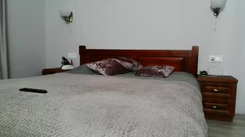 Snapshot of betty_sw chatting on 11.23.25 betty_sw online show from 11.23.25