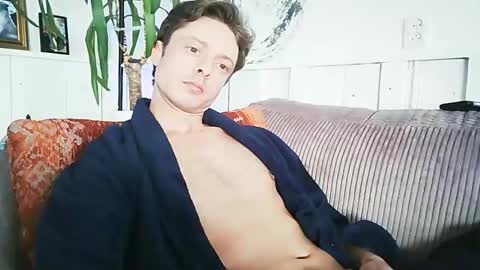 Snapshot of beukenstein chatting on 01.13.25 . online show from 01.13.25