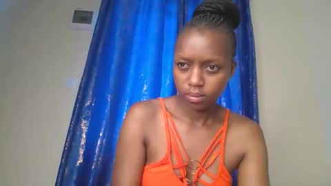 Snapshot of beverlyne5 chatting on 02.01.26 beverly online show from 02.01.26