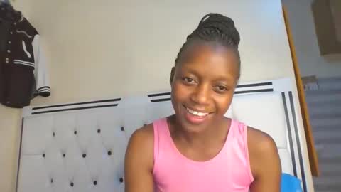 Snapshot of beverlyne5 chatting on 02.08.26 beverly online show from 02.08.26