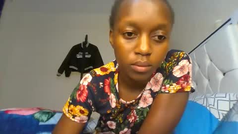 Snapshot of beverlyne5 chatting on 02.27.26 beverly online show from 02.27.26