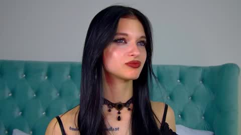 Snapshot of beverlyyork chatting on 02.02.25 Beverly online show from 02.02.25