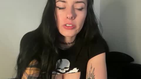 bexbex945874 online show from 12.17.25