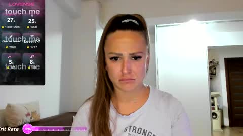   BeyonceDoll       Twitter DollBeyonce    online show from 09.17.25