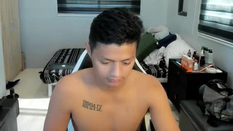 bhillrhey121103 online show from 02.03.26