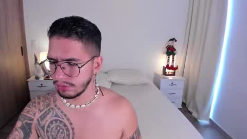 Snapshot of bianca_and_maxwell chatting on 01.08.26 bianca and maxwell online show from 01.08.26