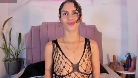 Snapshot of bianca_angel_ chatting on 11.01.25 bianca_angel_ online show from 11.01.25