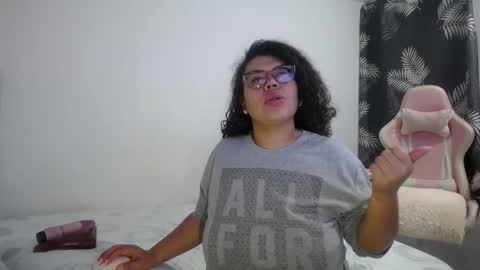 Bianca Tuesday to Sunday from 2am to 6am UTC-5 online show from 12.20.25