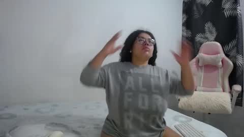 Bianca Tuesday to Sunday from 2am to 6am UTC-5 online show from 02.20.26