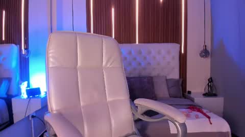 Snapshot of biancaferrer1 chatting on 06.18.26 biancaferrer1 online show from 06.18.26