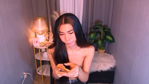 Snapshot of biancahugedick chatting on 02.23.26 biancahugedick online show from 02.23.26