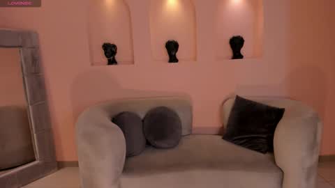 Bianca Pierce online show from 02.05.26